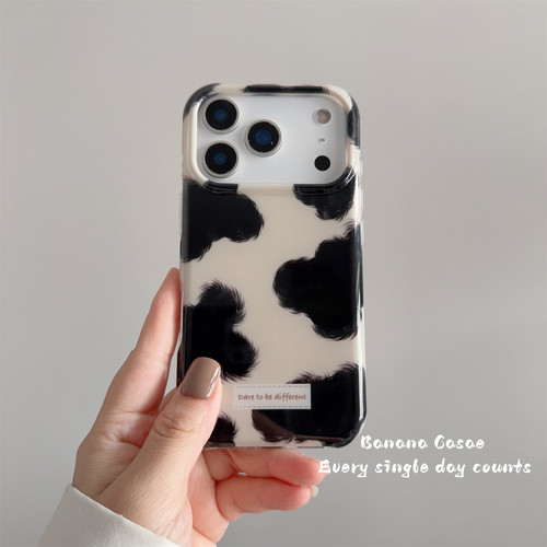 小众ins设计感黑白奶牛纹手机壳