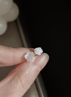 爆款白色耳钉玫瑰花小众设计感