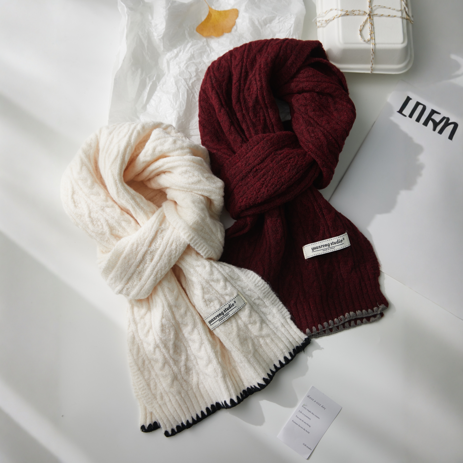 高级感红色情侣男女通用2025年新款秋冬季针织围巾女百搭简约围脖