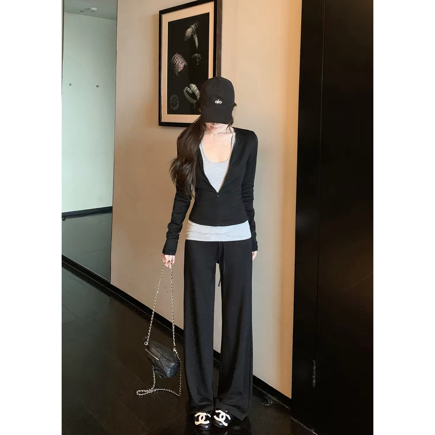 长袖T+显瘦背心+垂感休闲裤
