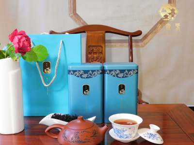 2023年24年正宗苏州洞庭山碧螺红茶（老茶树种）250g马口铁礼盒装