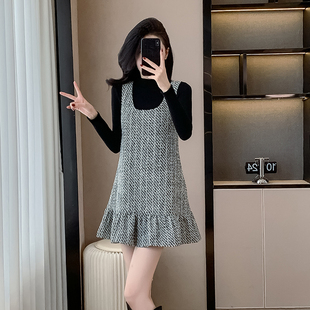 小香风背带连衣裙套装女秋冬新款高级感小个子荷叶边背心裙两件套