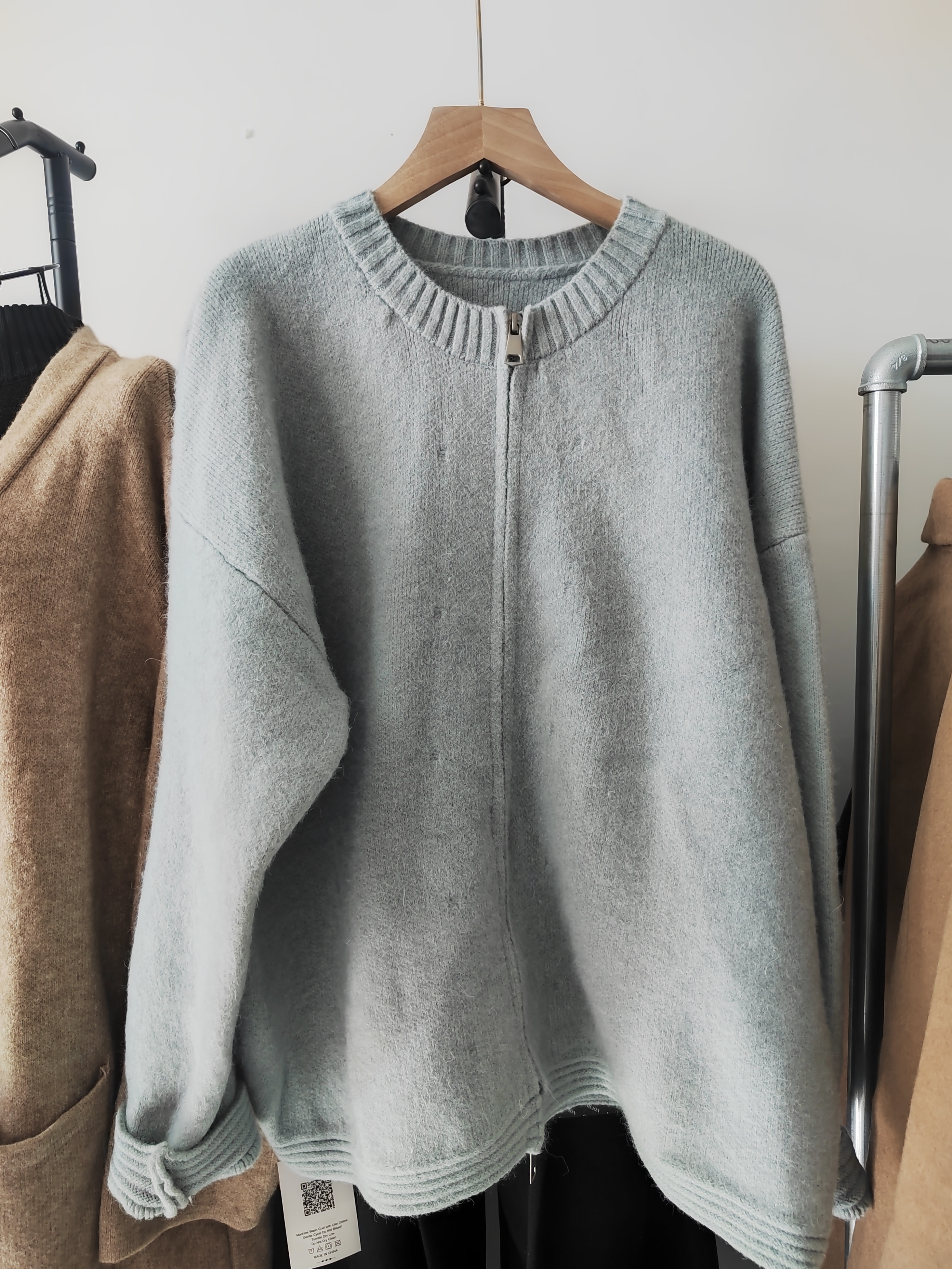 圆领蓝色针织拉链开衫毛衣女2025秋季新款外搭美拉蓝高级感外套潮