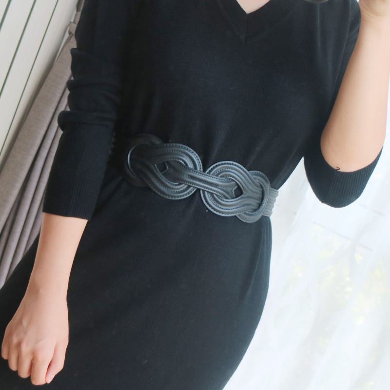 大气百搭风编织黑色裙子宽皮带