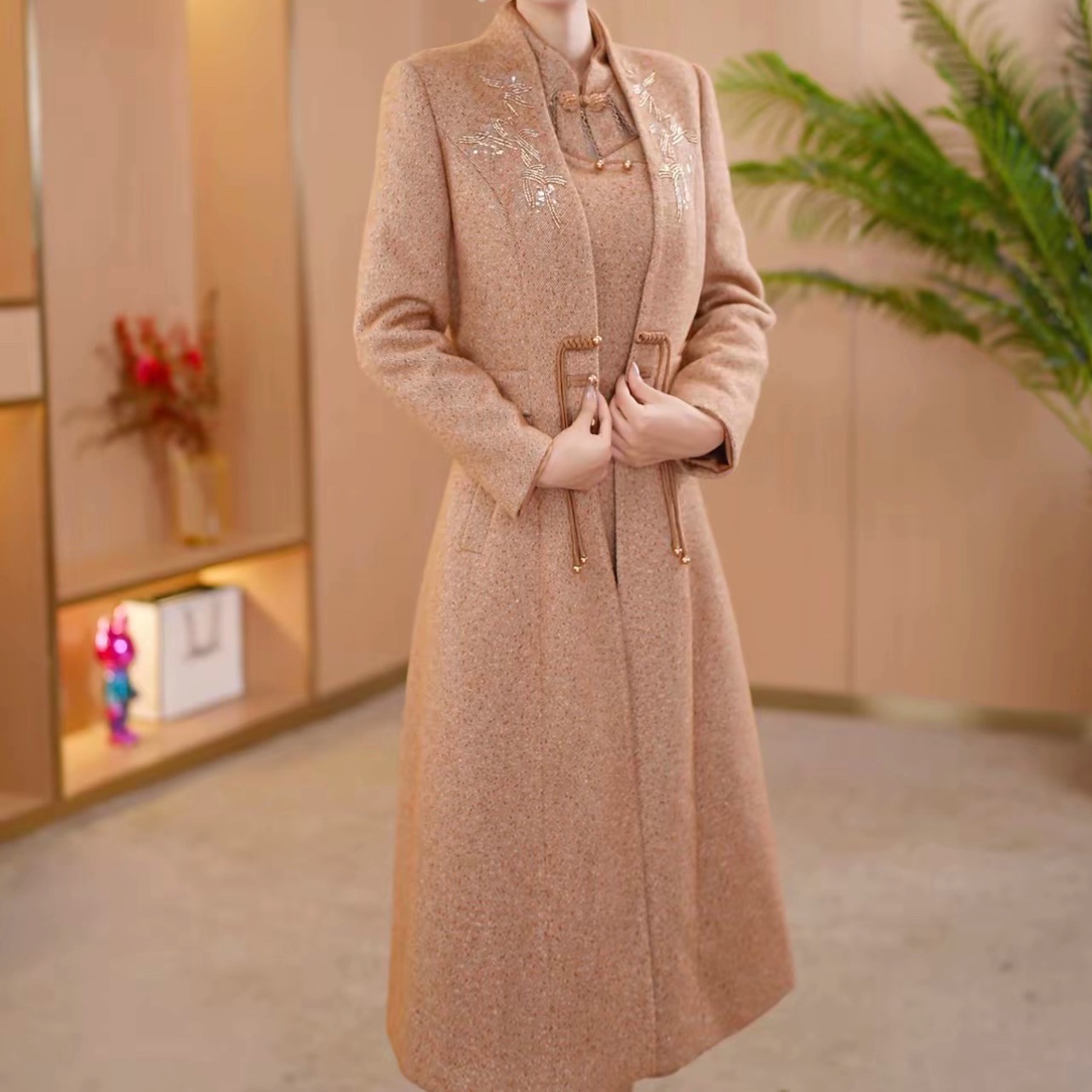 高档雪花绒新中式改良版两件套旗袍裙2025秋冬新款气质减龄礼服裙