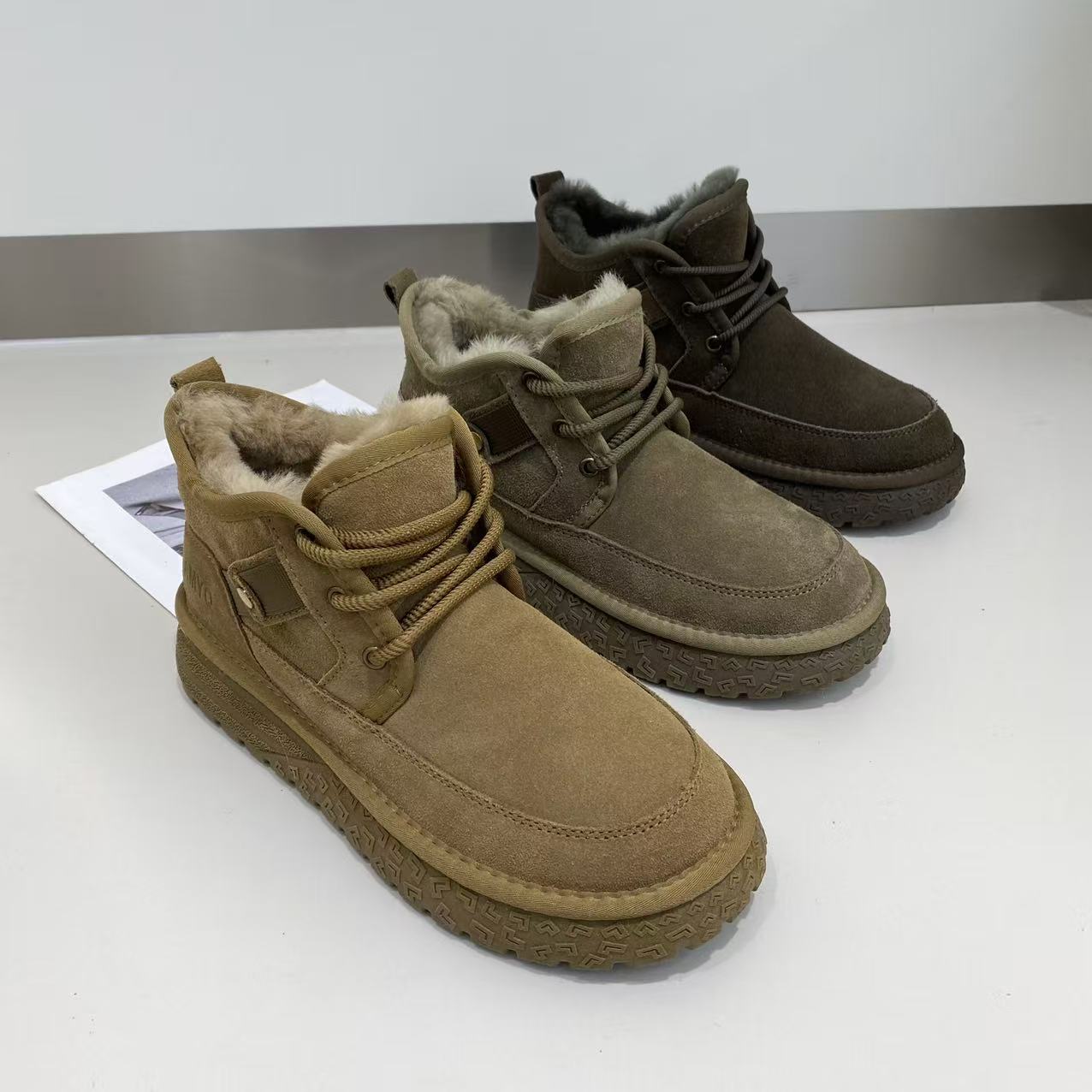 2025冬季新款男款磨砂牛皮皮毛一体防滑底保暖男款雪地靴舒适百搭