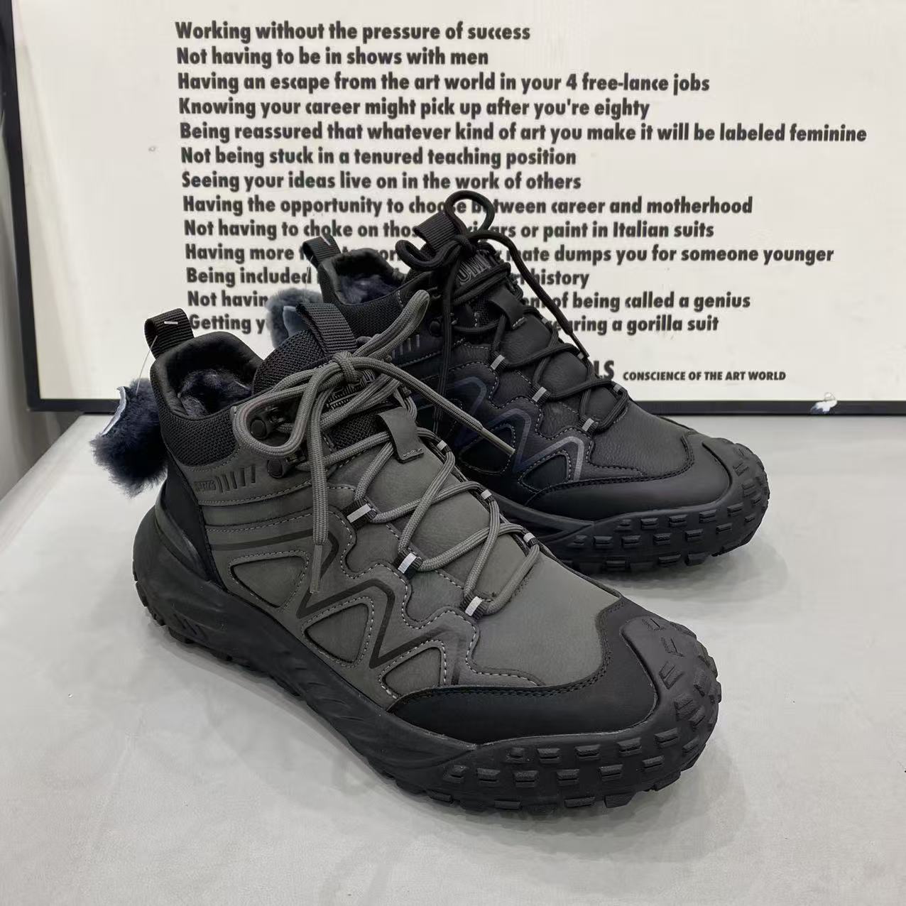 冬季男款新品真皮内里羊毛系带高帮休闲男鞋加棉保暖防滑底休闲鞋