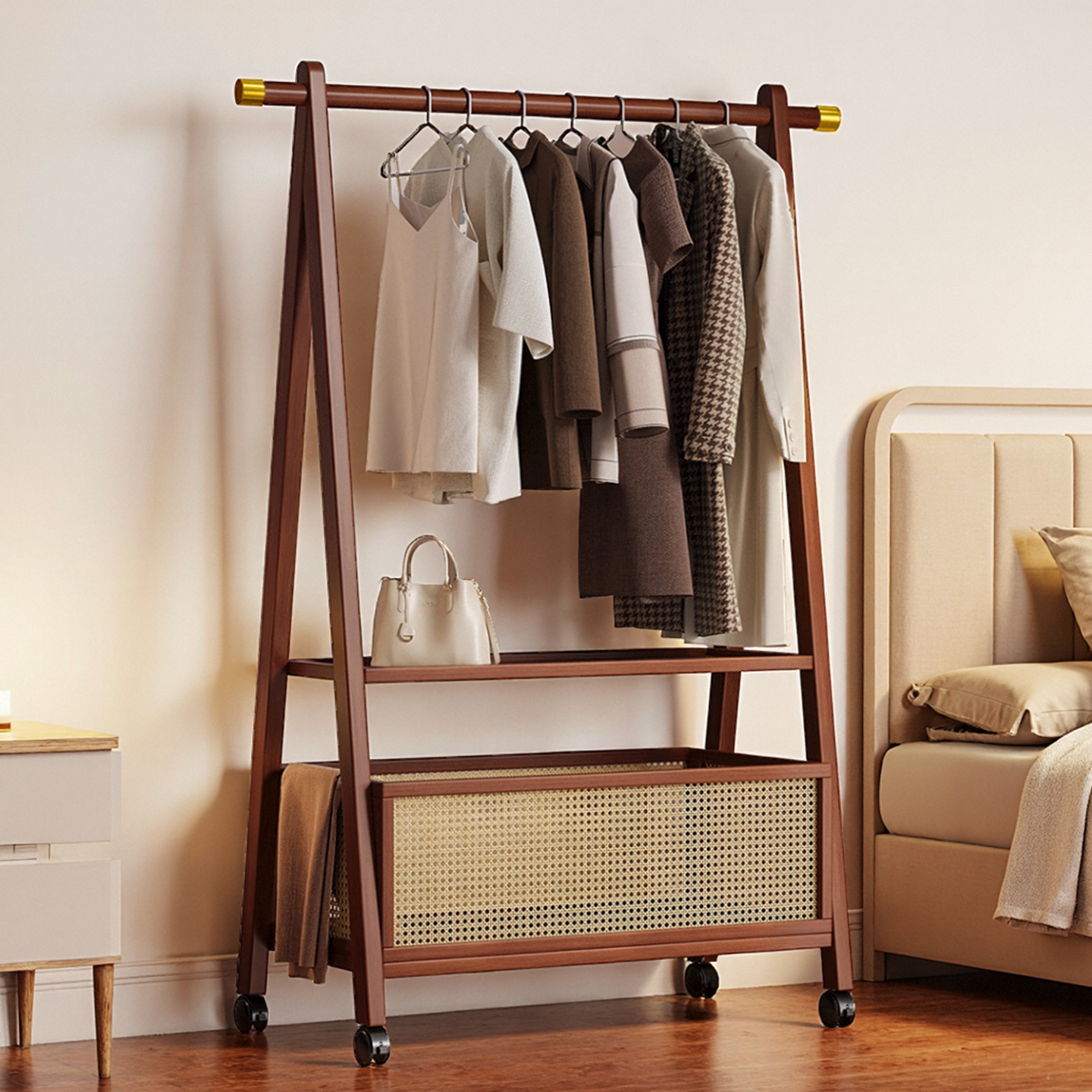 卧室挂衣架落地不占地衣帽架