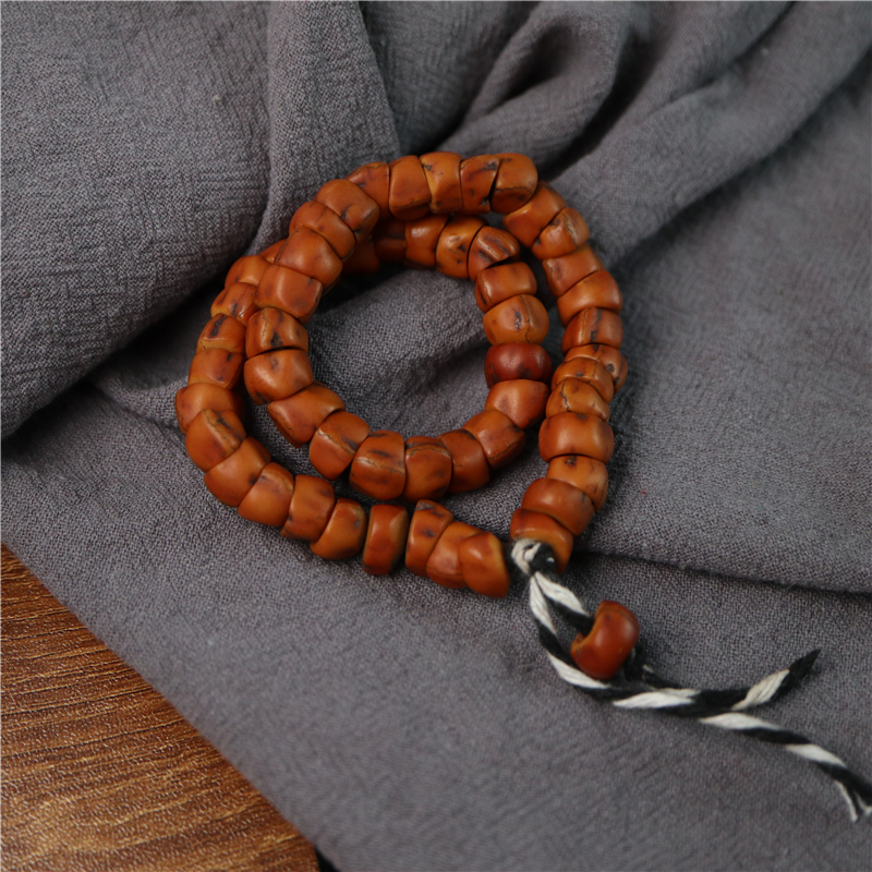 包老大年份同类精品西藏民纯手盘持捻老柏香子手持54颗单圈手串