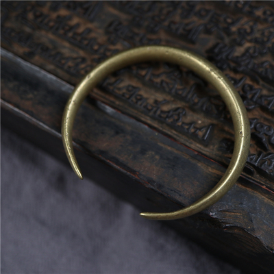 小尺寸清代老黄铜手镯开口镯子 内径48mm 开口处19mm