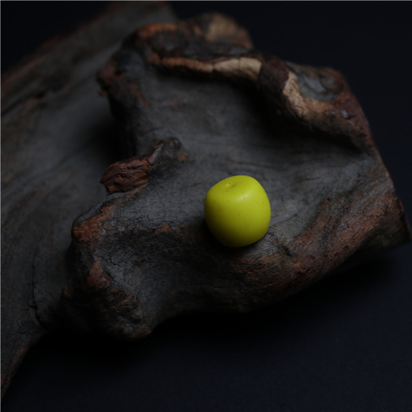 保真包老清代黄雪巴琉璃珠西藏夏尔巴人手工合模血巴鼓珠手串配珠