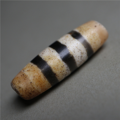 〓包老〓精品西藏手工开门老钥匙孔料器七线天珠藏式配珠手串项坠