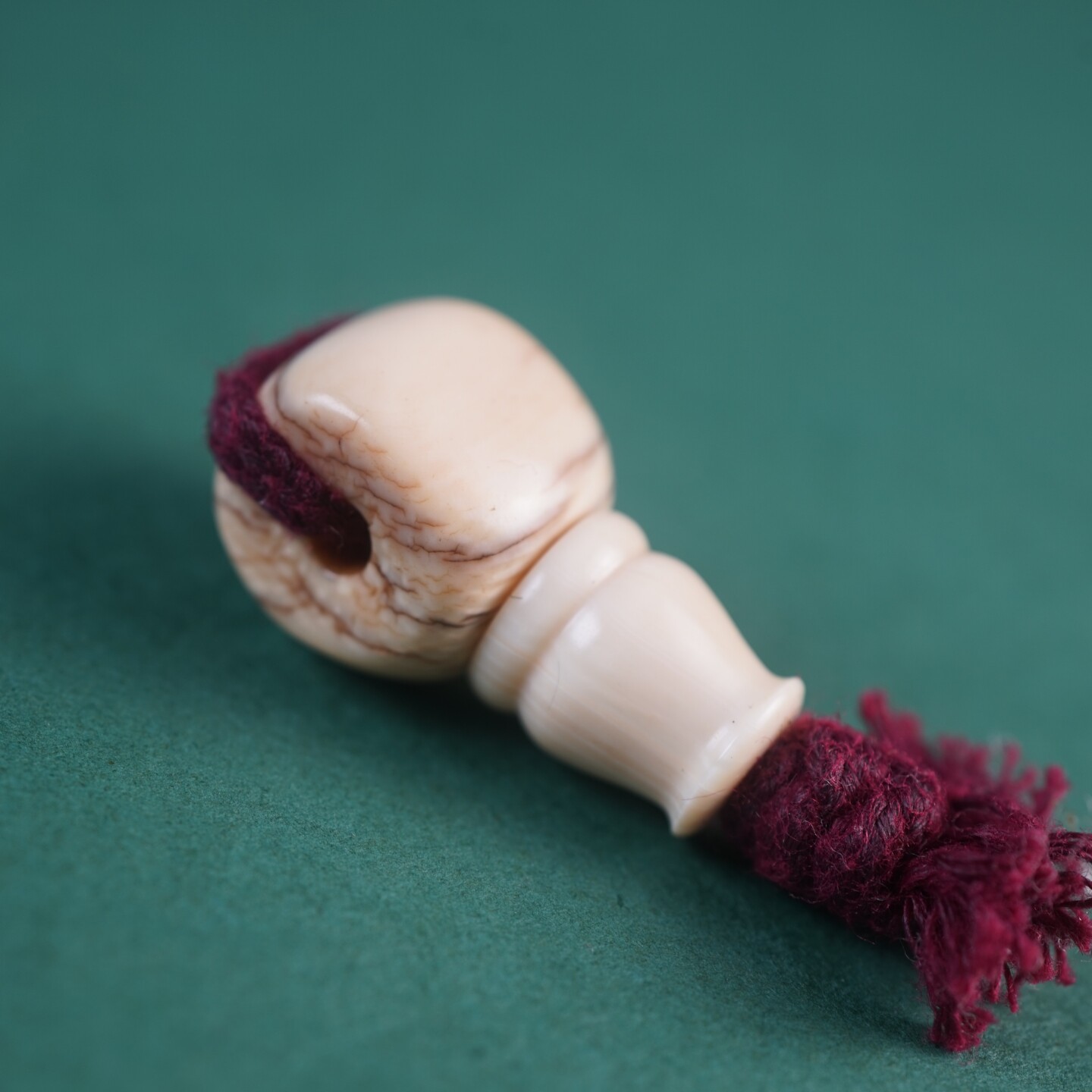 一物一图西藏式做旧猛犸牙雕三通配珠开笑老牙头文玩佛头菩提配饰