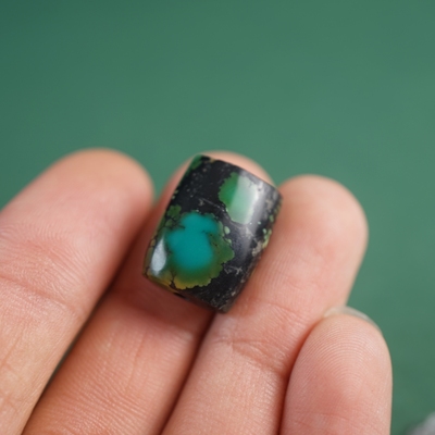 一物一图西藏传绿松石配件藏式佛珠配饰文玩背云小吊坠隔珠SS49