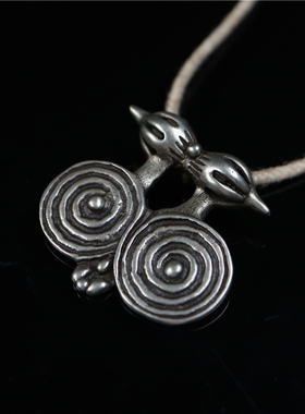 仿老托甲同模喜旋纹金刚杵吊坠