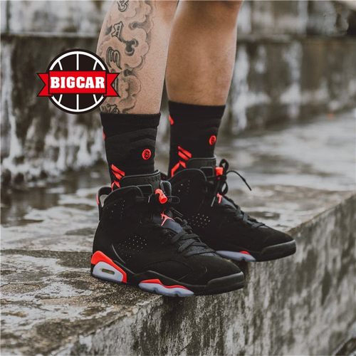 JORDANAJ6黑红复古篮球鞋