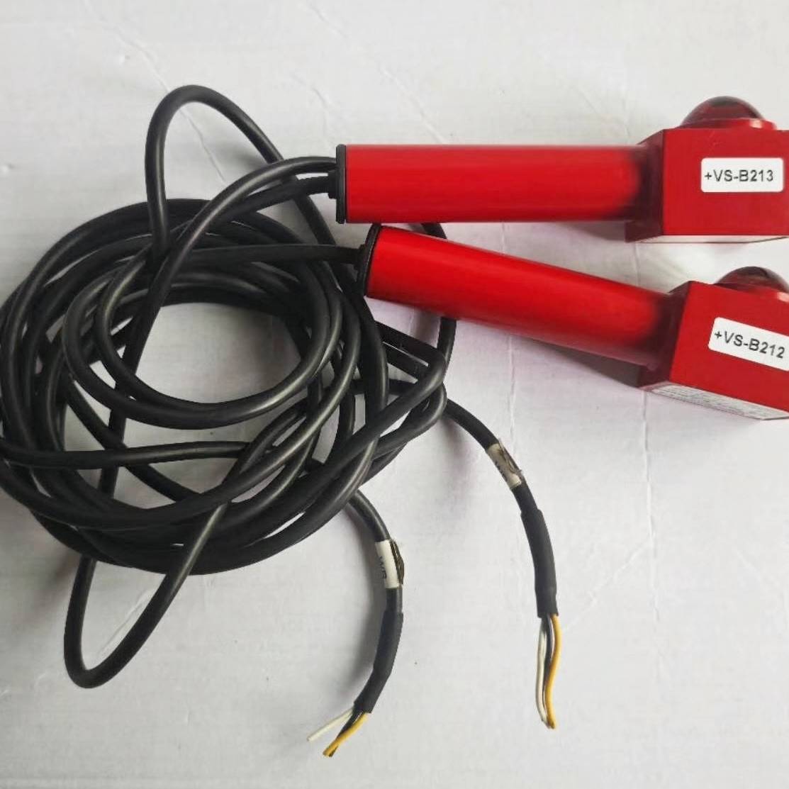 议价-Leuze劳易测WS 75/4 E.2,6000光电传感器、