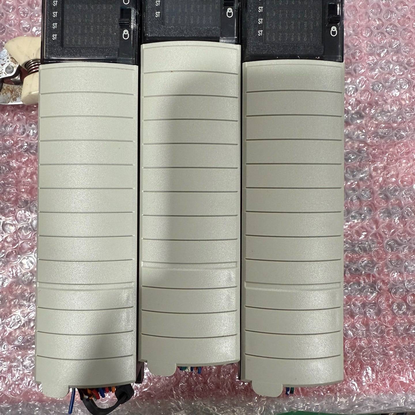 议价-AB罗克韦尔1756-IV32 DC输入模块，原装拆机