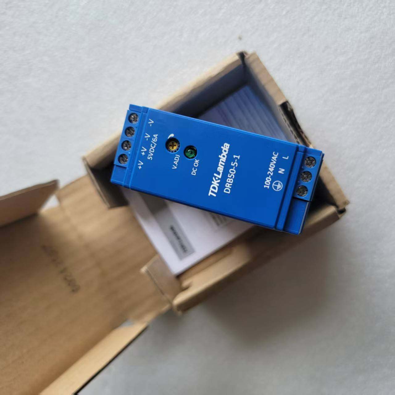 议价-New TDK-LAMBDA 电源 DRB50-5-1，全新