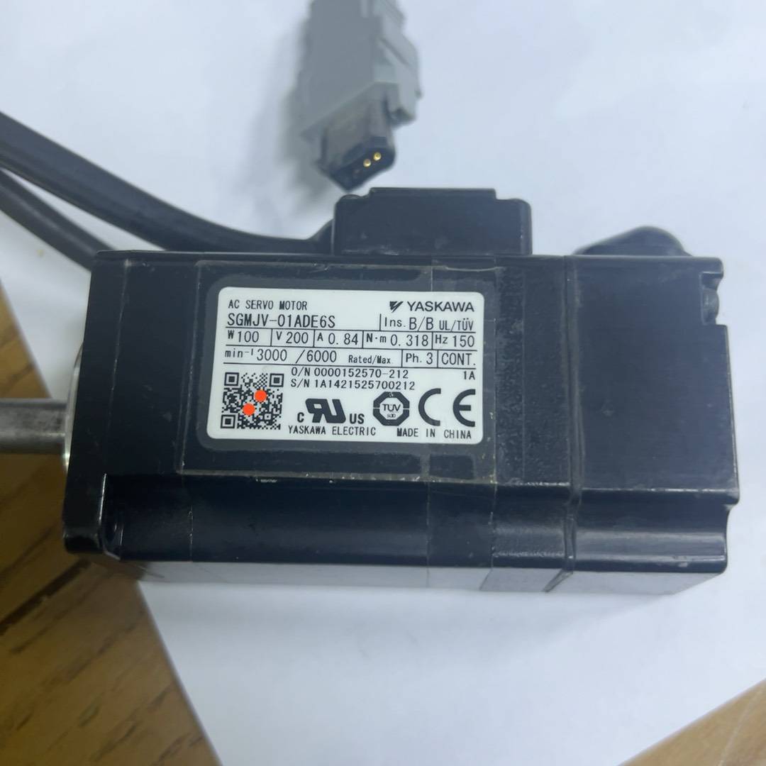 议价-#电机YASKAWA安川SGMJV-01ADE6S增量。成色