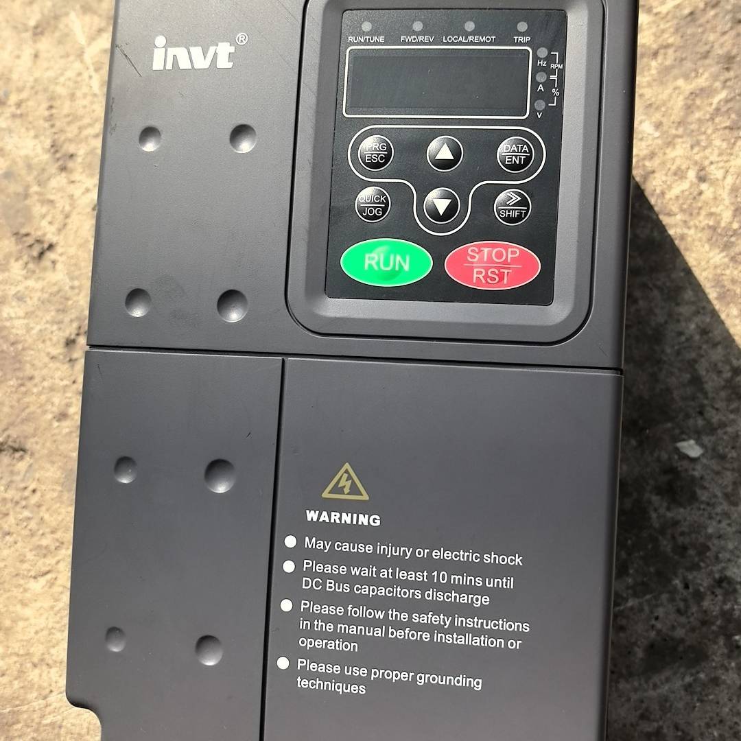 议价-英威腾变频器，CHF100A-004G/5R5P-4。拆机件