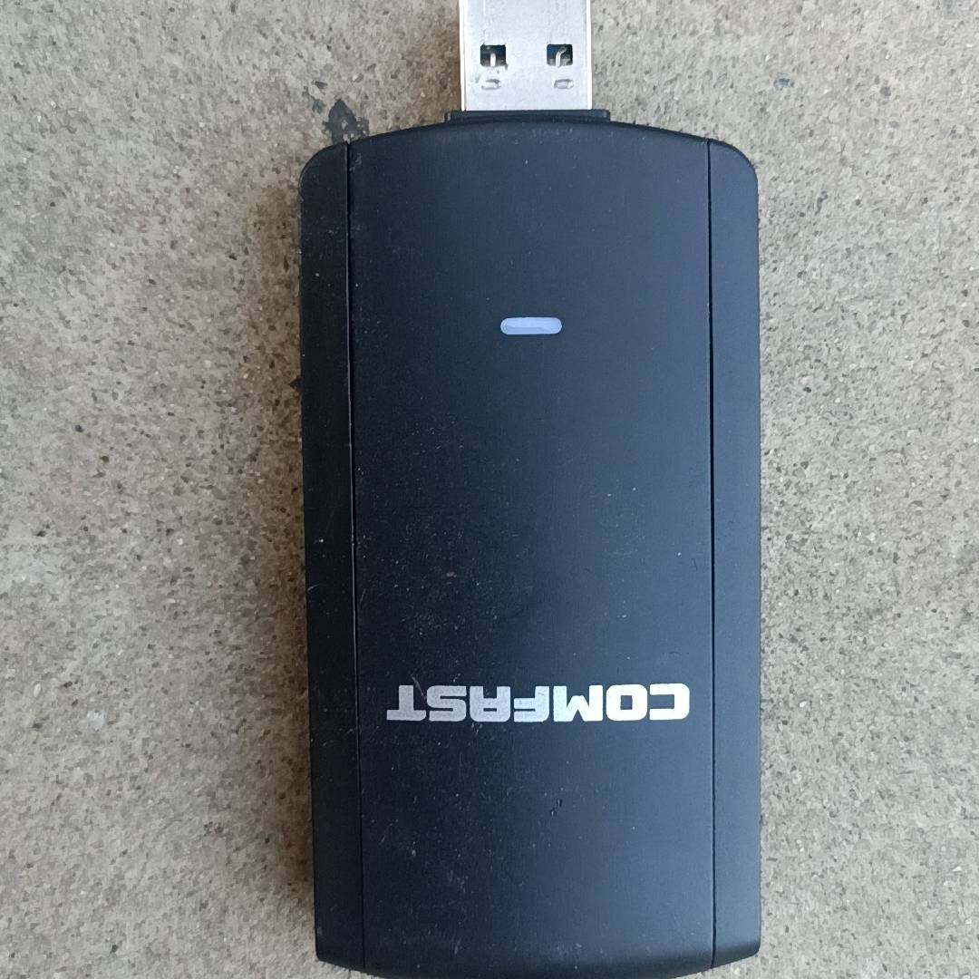 议价-'COMFRST    品牌无线网卡，型号:CF-924AC