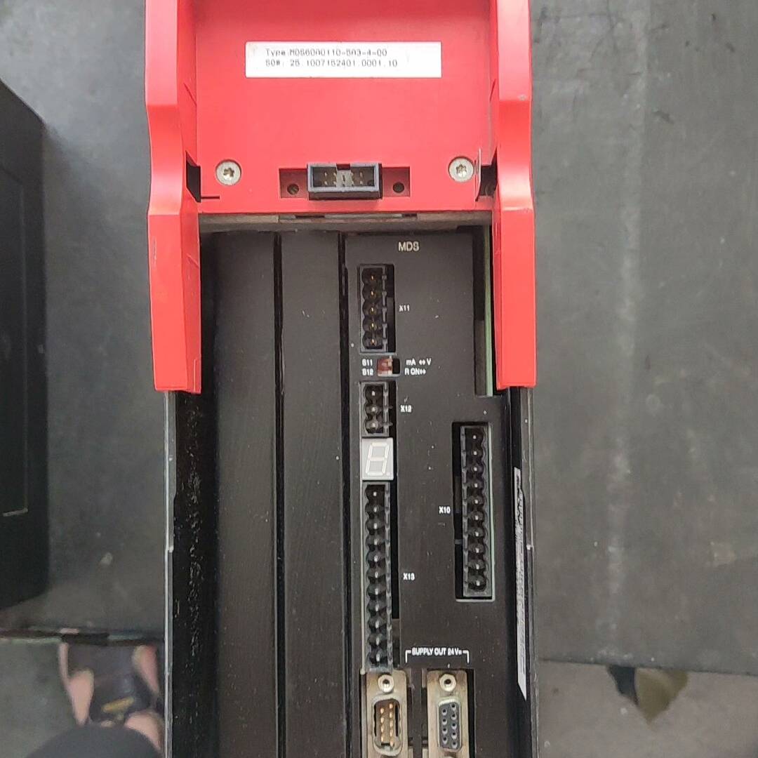 议价-MDS60A0110-5A3-4-00  SEW伺服控制器，
