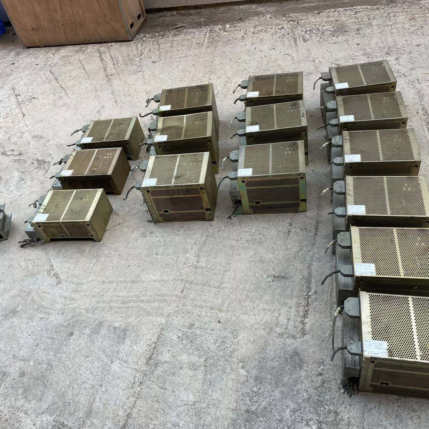 议价-安川数控伺服驱动器CACR-PR44BC3CSY165C（6