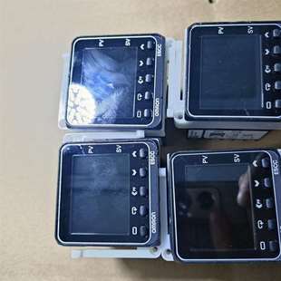 802 QX2ASM 6个 欧姆龙温控器E5CC 议价