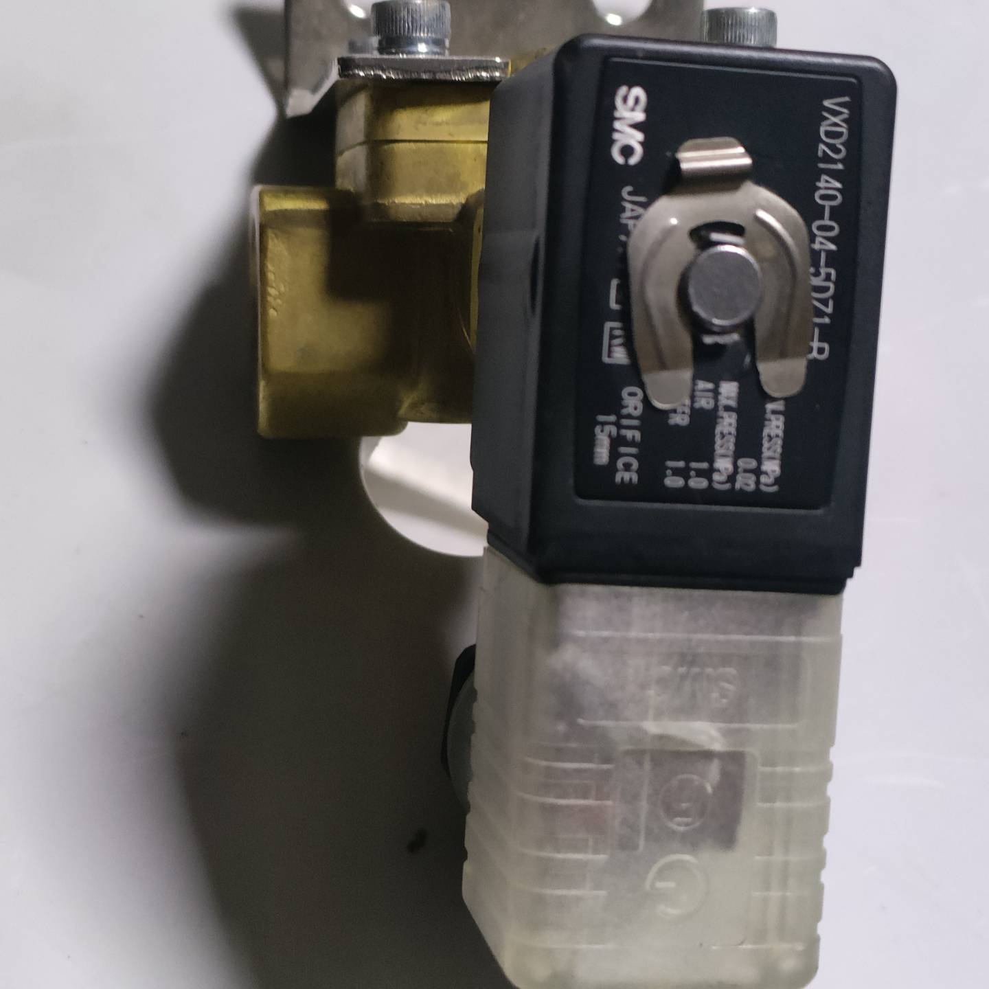 议价-日本SMC原装电磁阀VXD2140-04-5DZ1-R，拆机