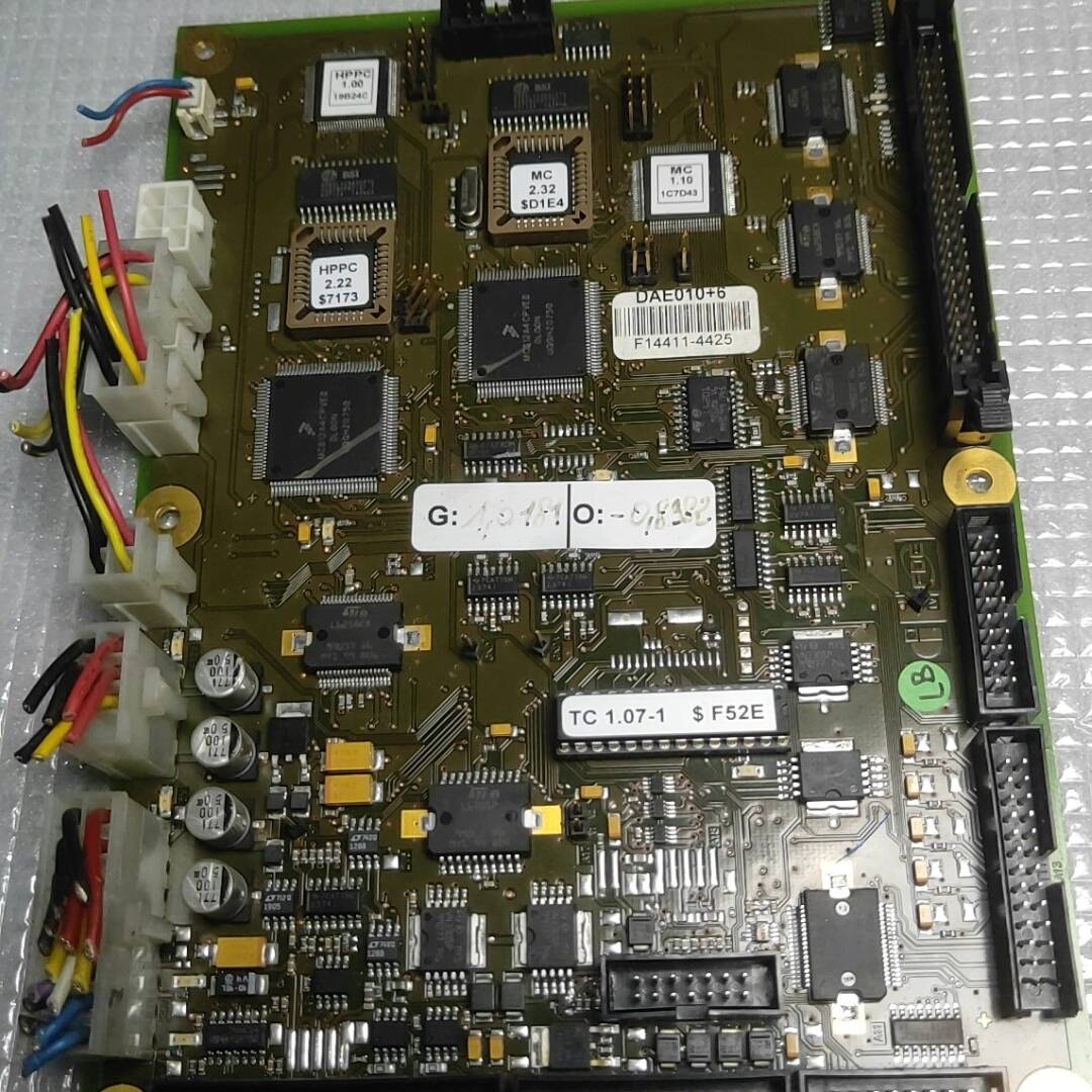 议价-MC68HC812A4CPVE8飞思卡尔芯片MAIN CPU