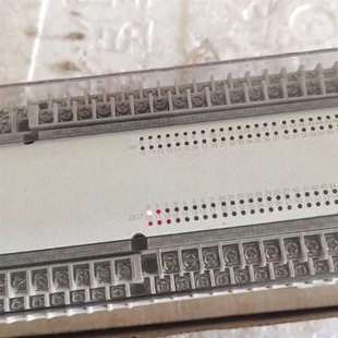 工厂备用件 议价 001 128MR 老 三菱plc型号FX2N