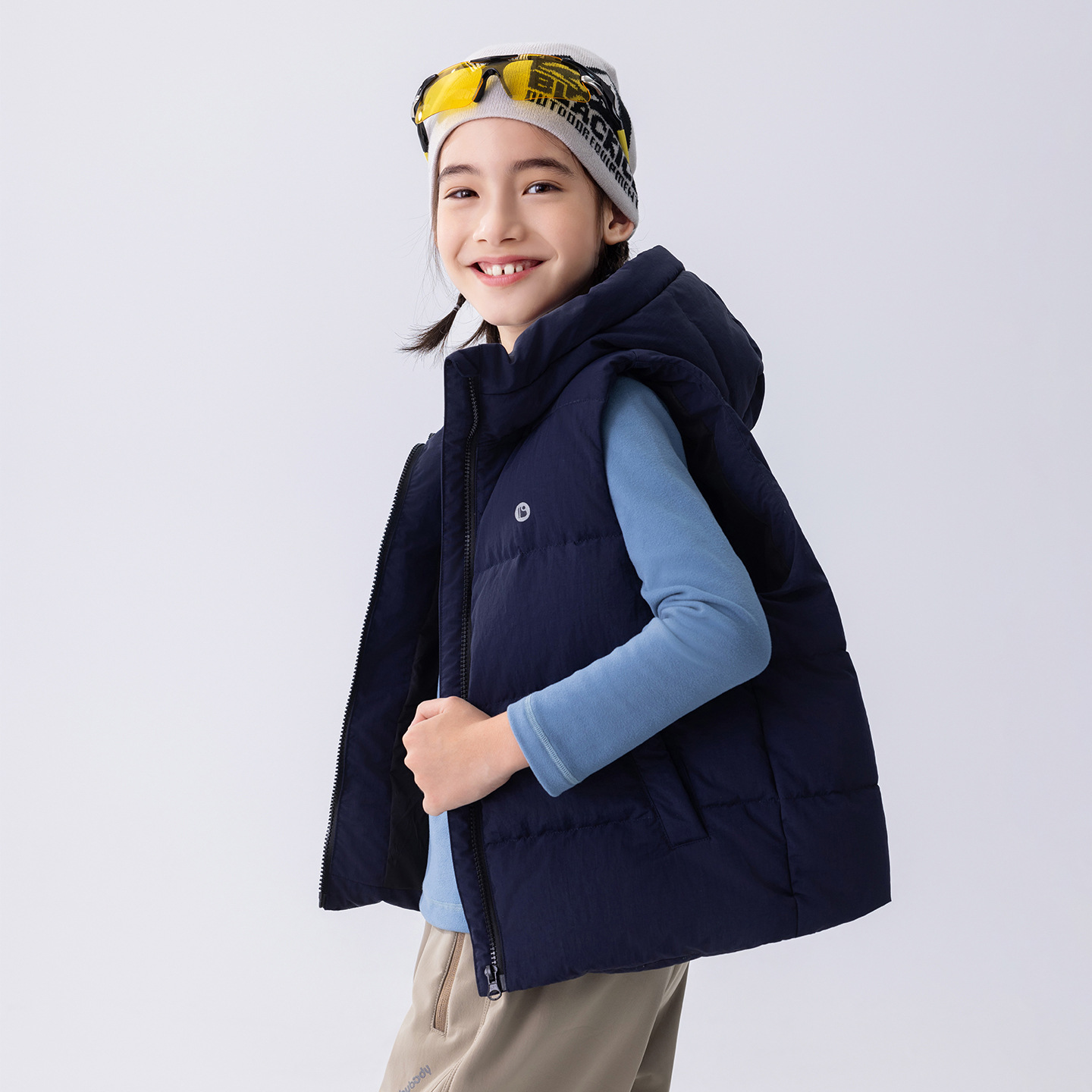 babybody男童羽绒马甲秋冬款2025新款连帽儿童户外外穿大童背心潮