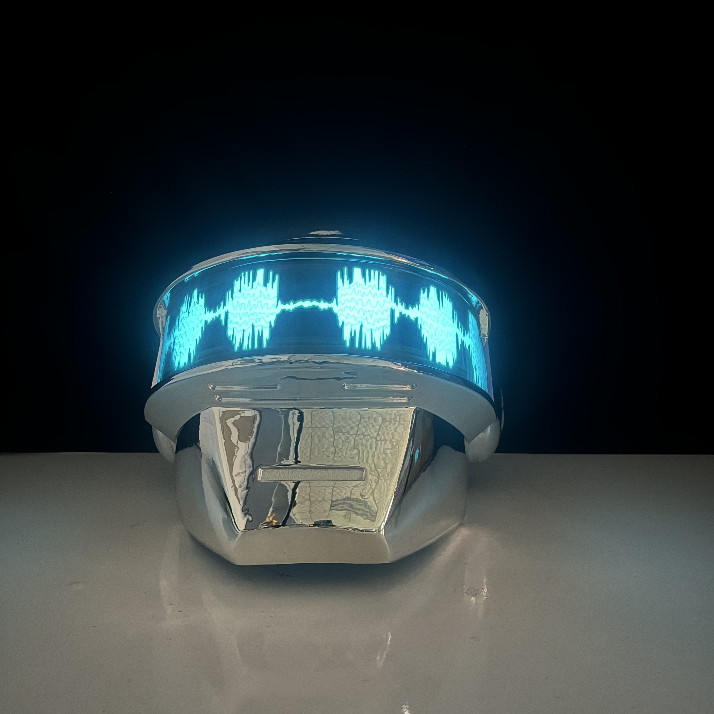 Daft Punk机器人头盔,银色镜面电镀效果树脂玻璃钢材质
