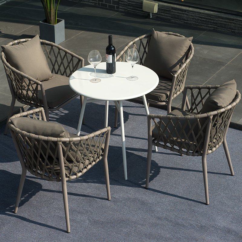 户外庭院桌椅组合室外露台花园餐桌北欧岩板桌子椅子套装防水防晒