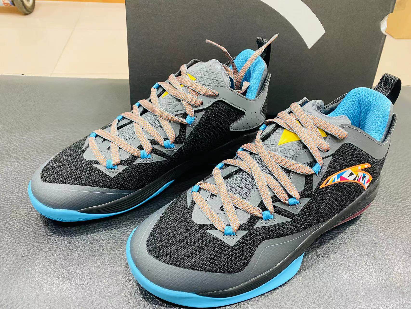 安踏神盾低帮篮球鞋子男运动鞋气垫减震实战耐磨球鞋912121102s