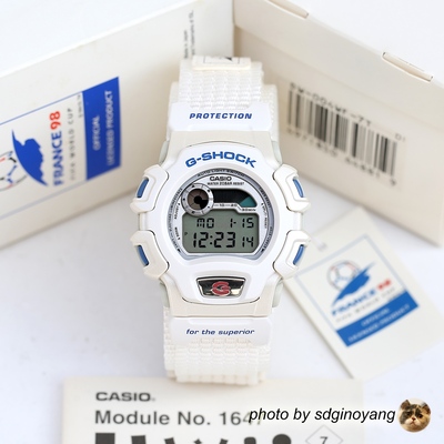 卡西欧1998世界杯足球联名腕表