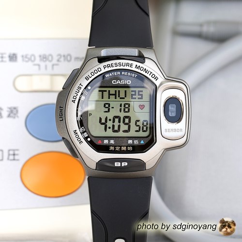 卡西欧心率血压怀旧情怀绝版腕表