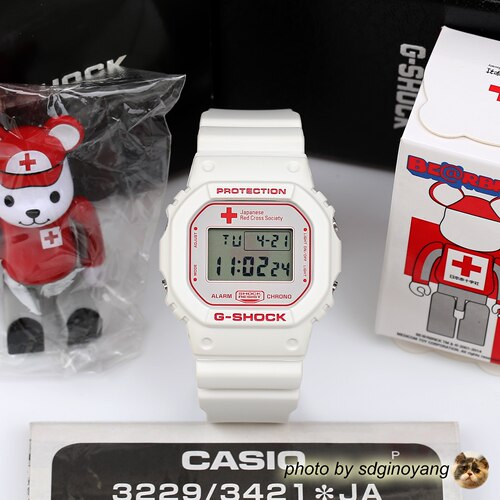 GSHOCK日本红十字社周年方块腕表