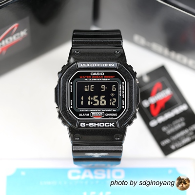 卡西欧渡鸦方块限量腕表