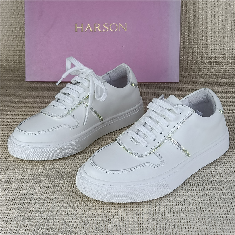 哈森品牌撤柜断码处理真皮女鞋