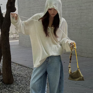 欧洲站2025早秋新款 女 欧货慵懒风连帽长袖 亲肤点点细羊毛针织帽衫