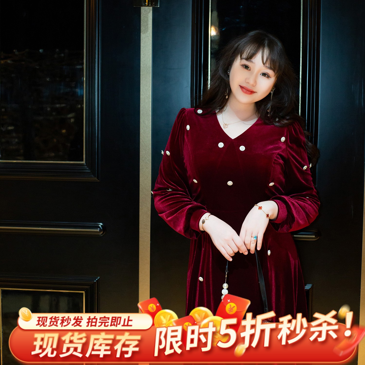 大码女装高级感红色金丝绒连衣裙