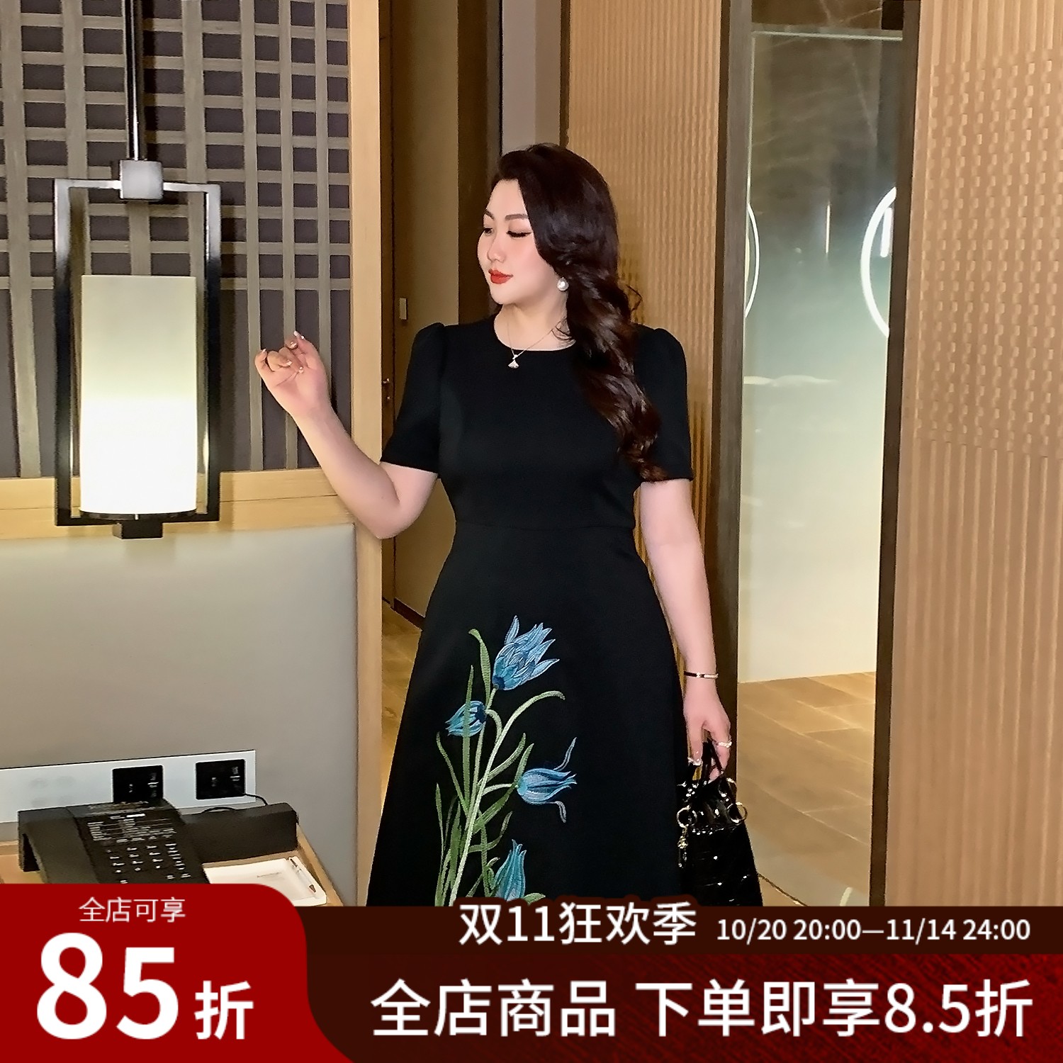 GLEC大码女装2025夏季新款高端气质名媛赫本风印花胖mm圆领连衣裙