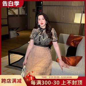 GLEC大码女装2024夏季新款法式名媛风轻熟气质优雅蛋糕拼接连衣裙