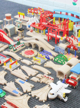 木制火车轨道玩具木质滑行车小火车积木拼装木儿童轨道车木头配件