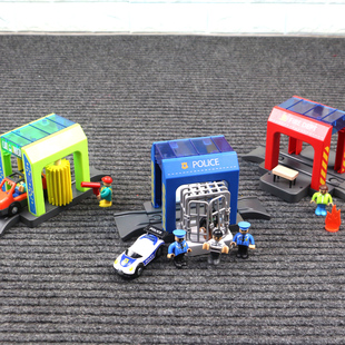 角色扮演消防局警察局儿童益智玩具兼容米兔木质小火车轨道车路轨