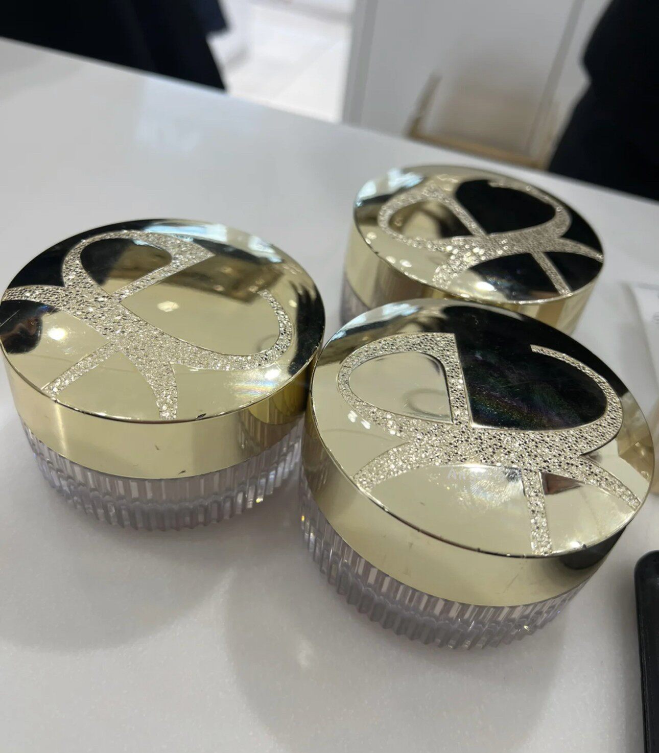 日本 elegance雅莉格丝优雅美肌蜜粉羽绒e散粉持久定妆20g 本土