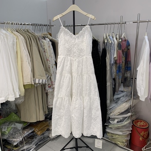 2026早春新款 气质显瘦连衣裙26001 蕾丝刺绣拼接网纱吊带裙女法式