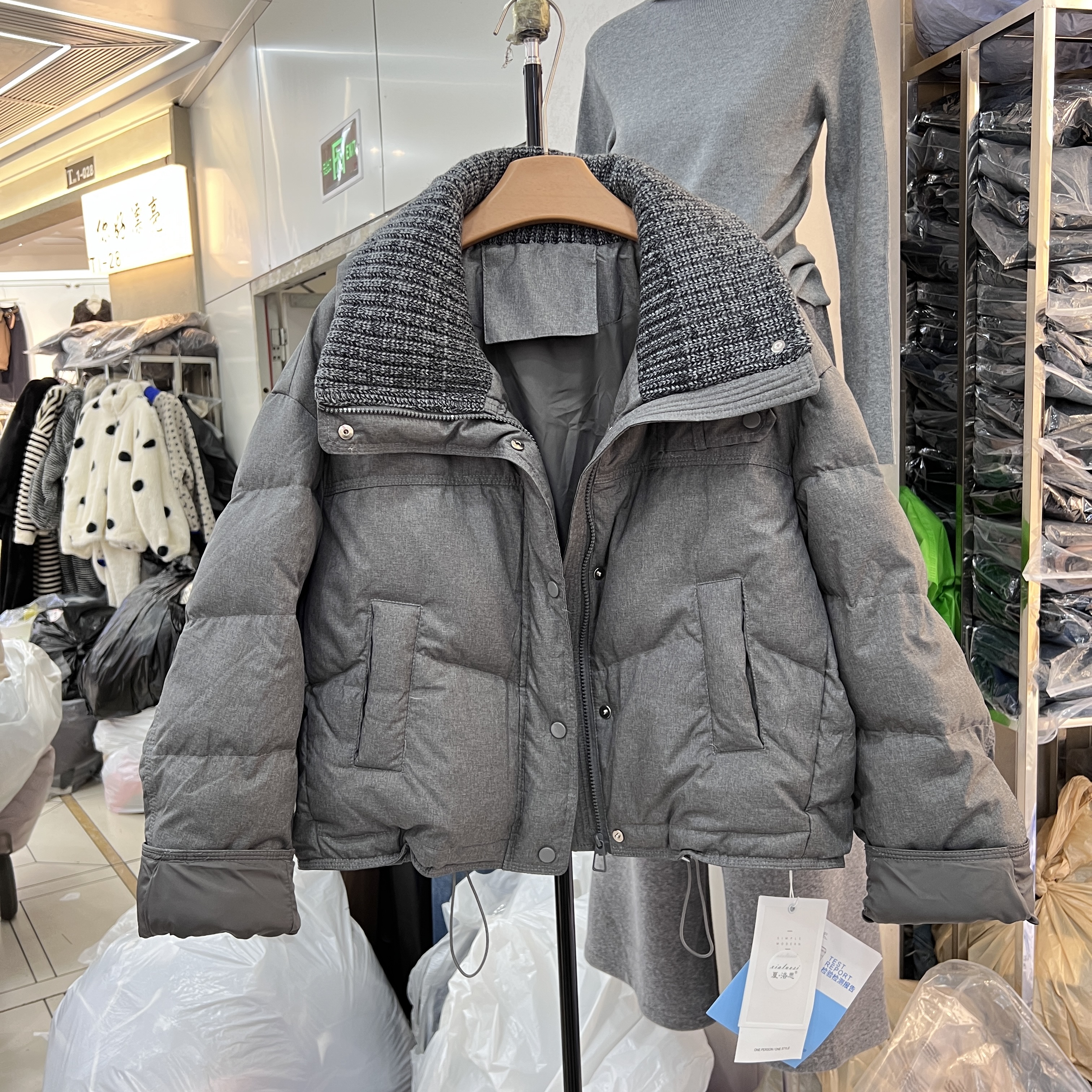 设计感立领短款羽绒服女2025冬新款韩版宽松小个子加厚面包服178